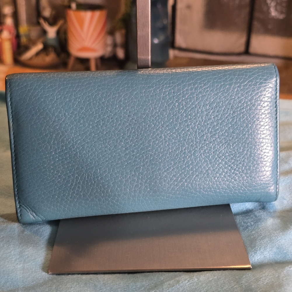 Gucci - Picture 3 of 11